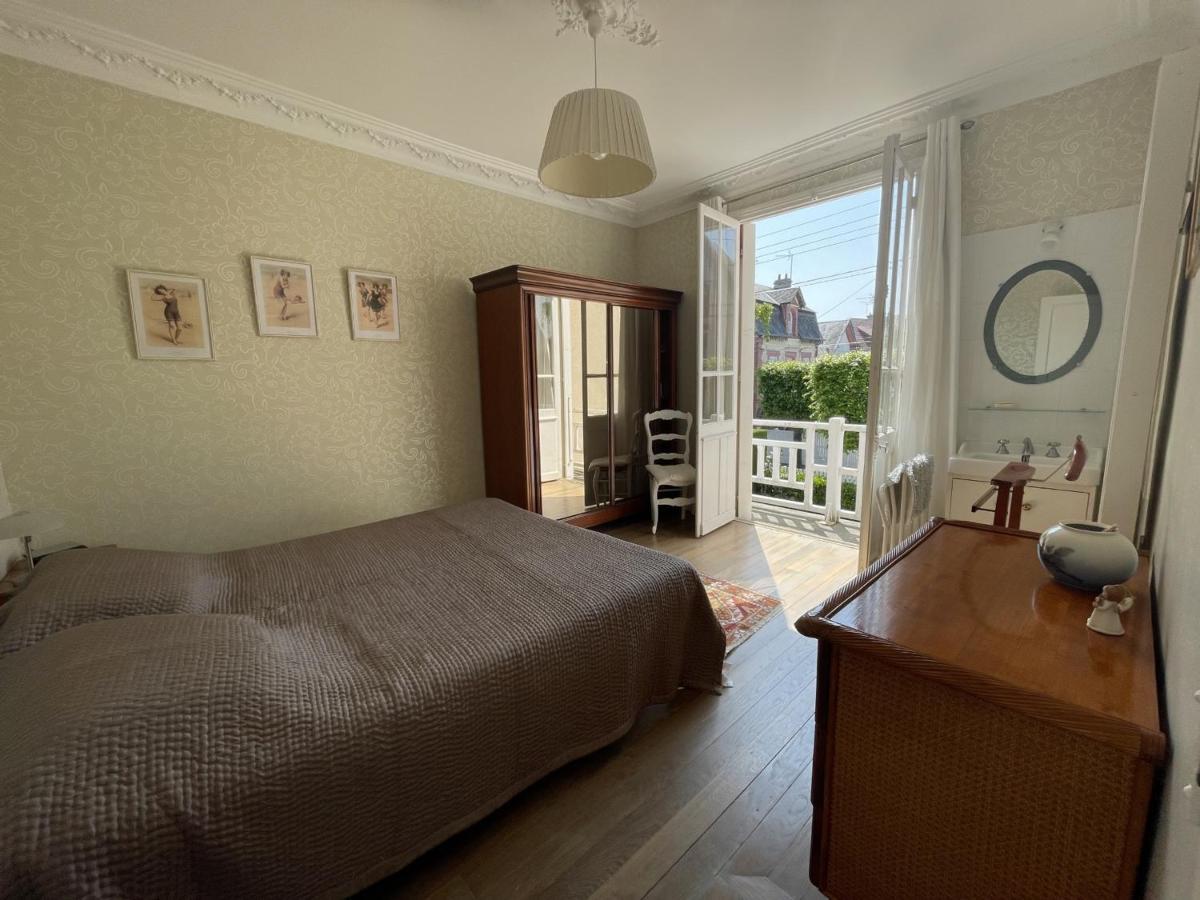Villa Spacieuse A Cabourg, 200M Plage, Jardin, 5 Chambres, Parking, Menage Inclus - Fr-1-487-359 Bagian luar foto